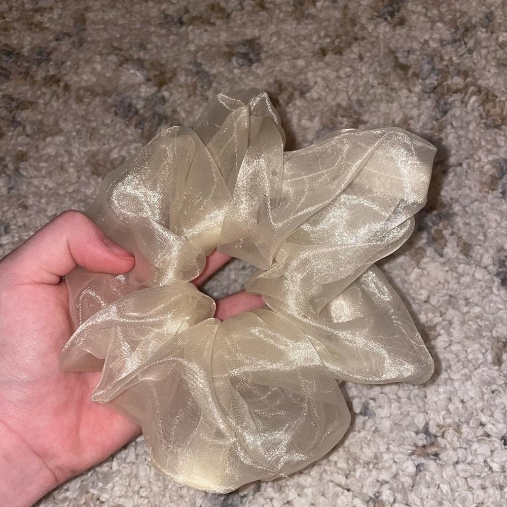 Cream mesh, jumbo oversize scrunchie